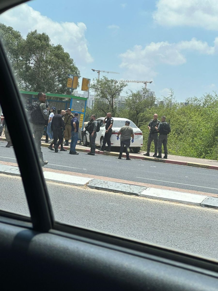 על פי סעיף 27א לחוק זכויות יוצרים על פי סעיף 27א לחוק זכויות יוצרים