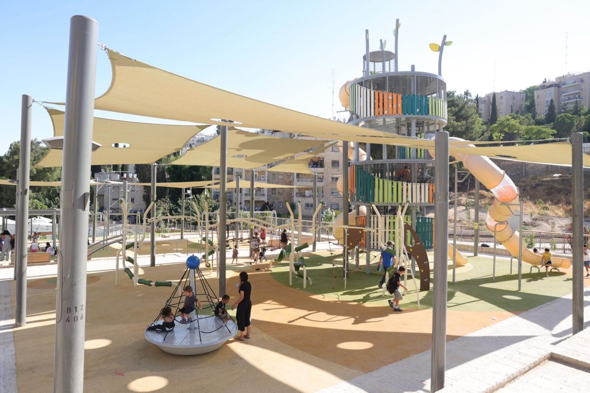 ארנון בוסאני ארנון בוסאני