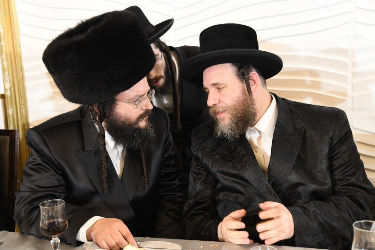 הרב ישראל לוין עם הרב יעקב מרדכי הגר. המצלם הרב ישראל לוין עם הרב יעקב מרדכי הגר. המצלם