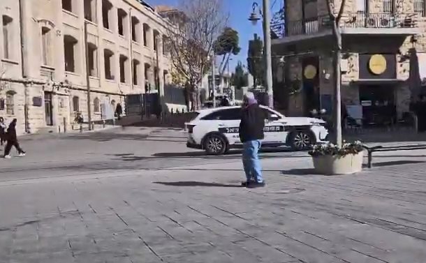 הדריסה ברחוב יפו. פרסום לפי סעיף 27א לחוק זכויות יוצרים הדריסה ברחוב יפו. פרסום לפי סעיף 27א לחוק זכויות יוצרים