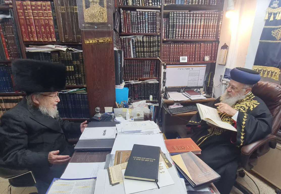 הרב מרגלית אצל הגרד יוסף. המצלם