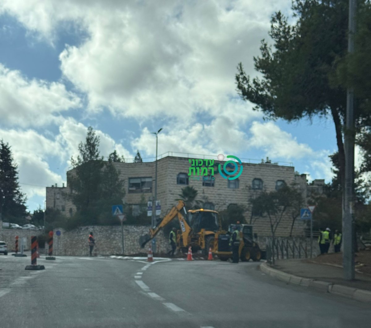 העבודות בכיכר | עדכוני רמות