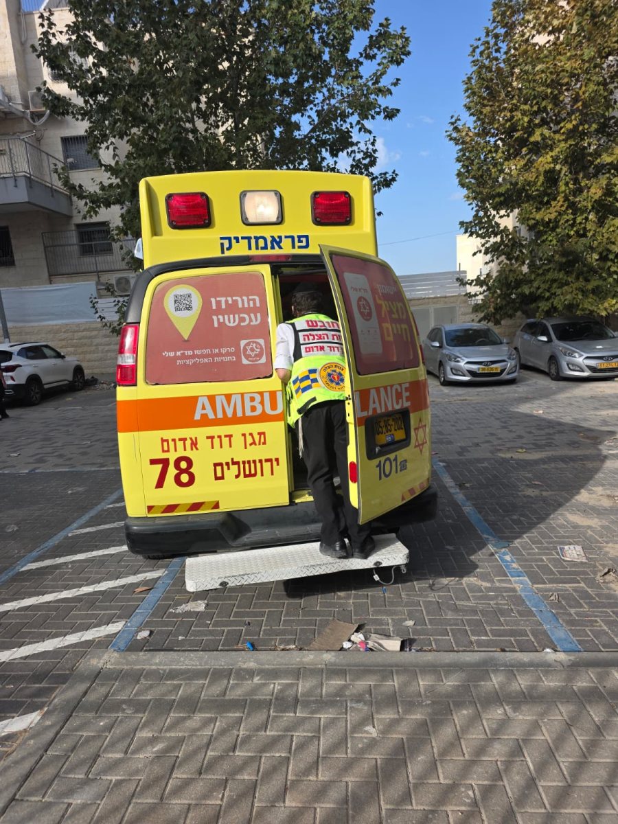 צוות הצלה בזירת האסון | צוות הצלה