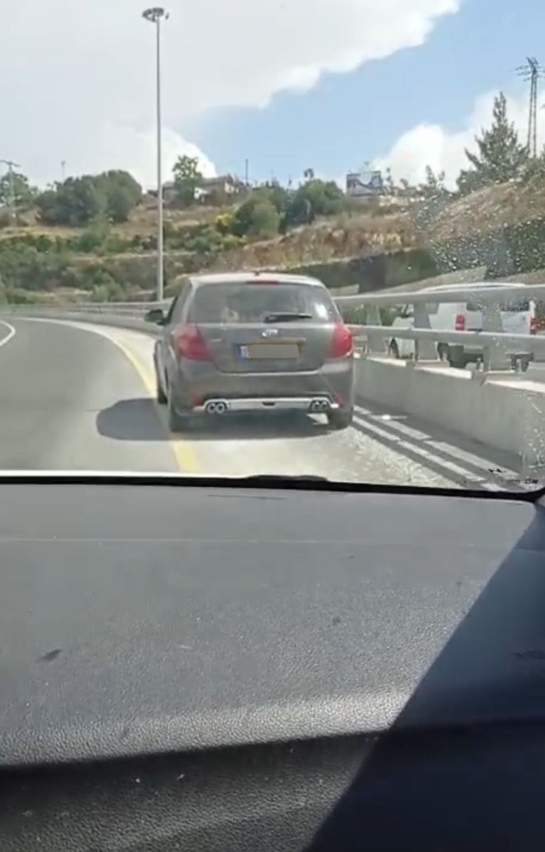 תמונה מרגע מעצר הרכב בו נהג אמש הנאשם- קרדיט צילום: דוברות המשטרה. תמונה מרגע מעצר הרכב בו נהג אמש הנאשם- קרדיט צילום: דוברות המשטרה.