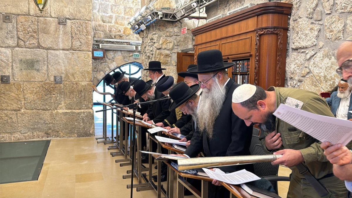 עצרת התפילה | איגוד רבני הקהילות