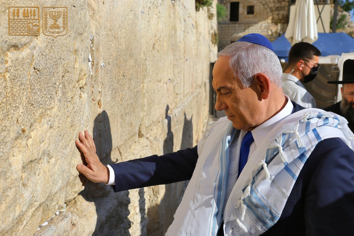 נתניהו שוב בכותל | הקרן למורשת הכותל נתניהו שוב בכותל | הקרן למורשת הכותל