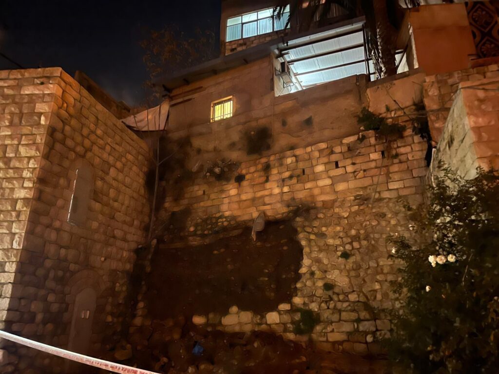 המבנה שקרס | כבאות והצלה