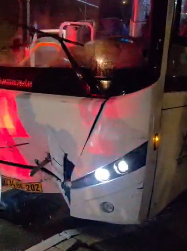 האוטובוס שהחליק | שימוש לפי סעיף 27א