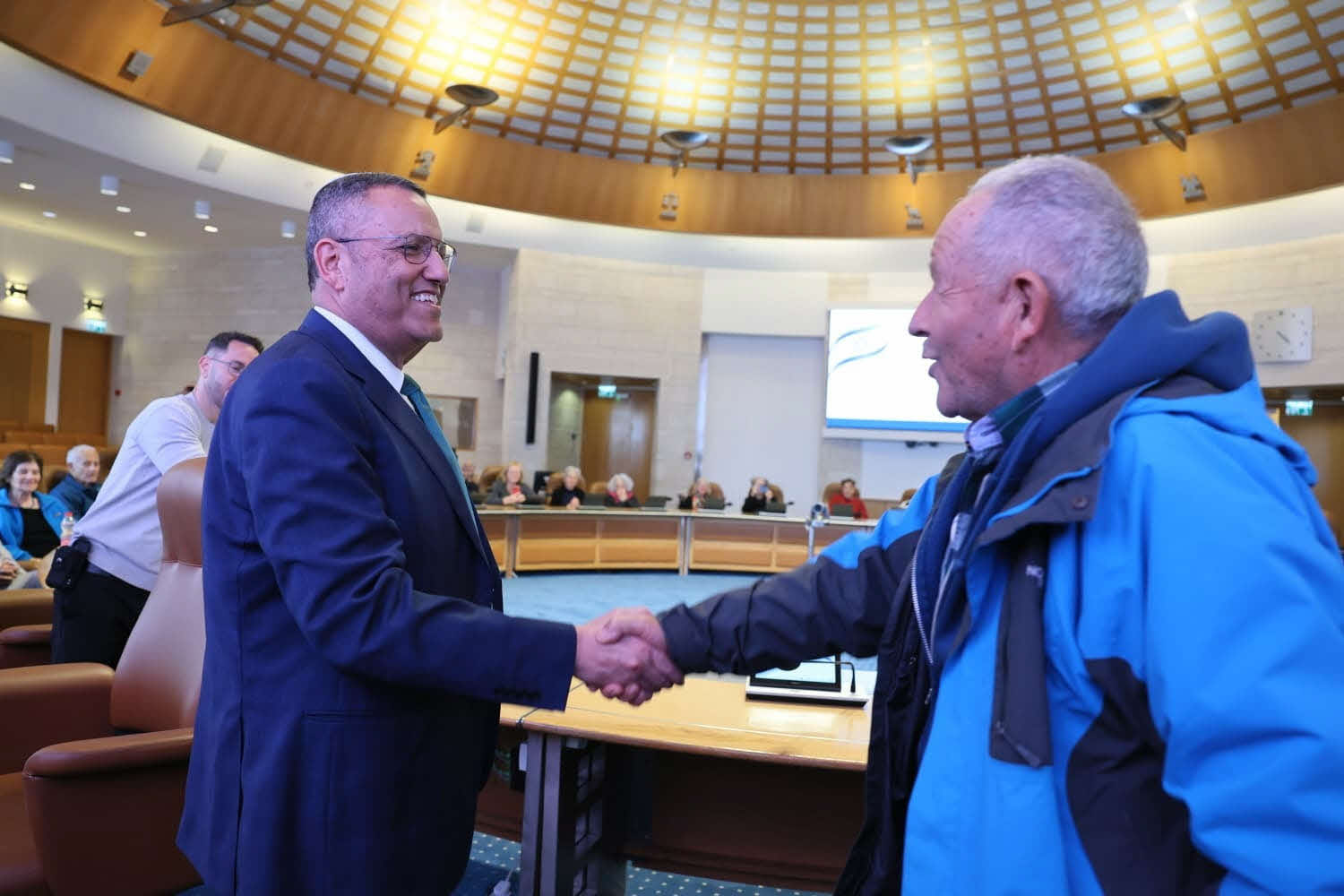 התושבים בלשכת ליאון. ארנון בוסאני