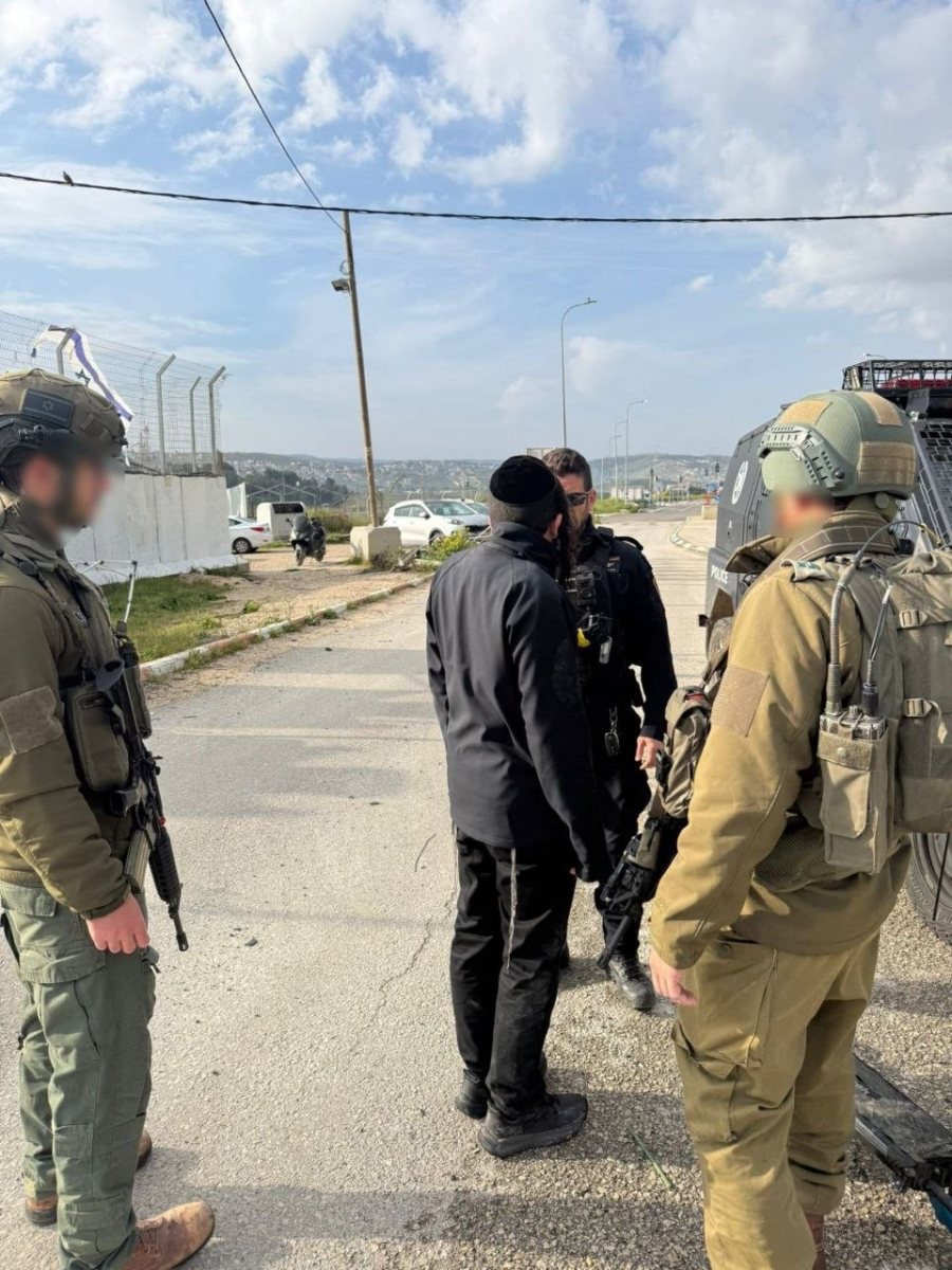 החסיד עם כוחות החילוץ | שימוש לפי סעיף 27א