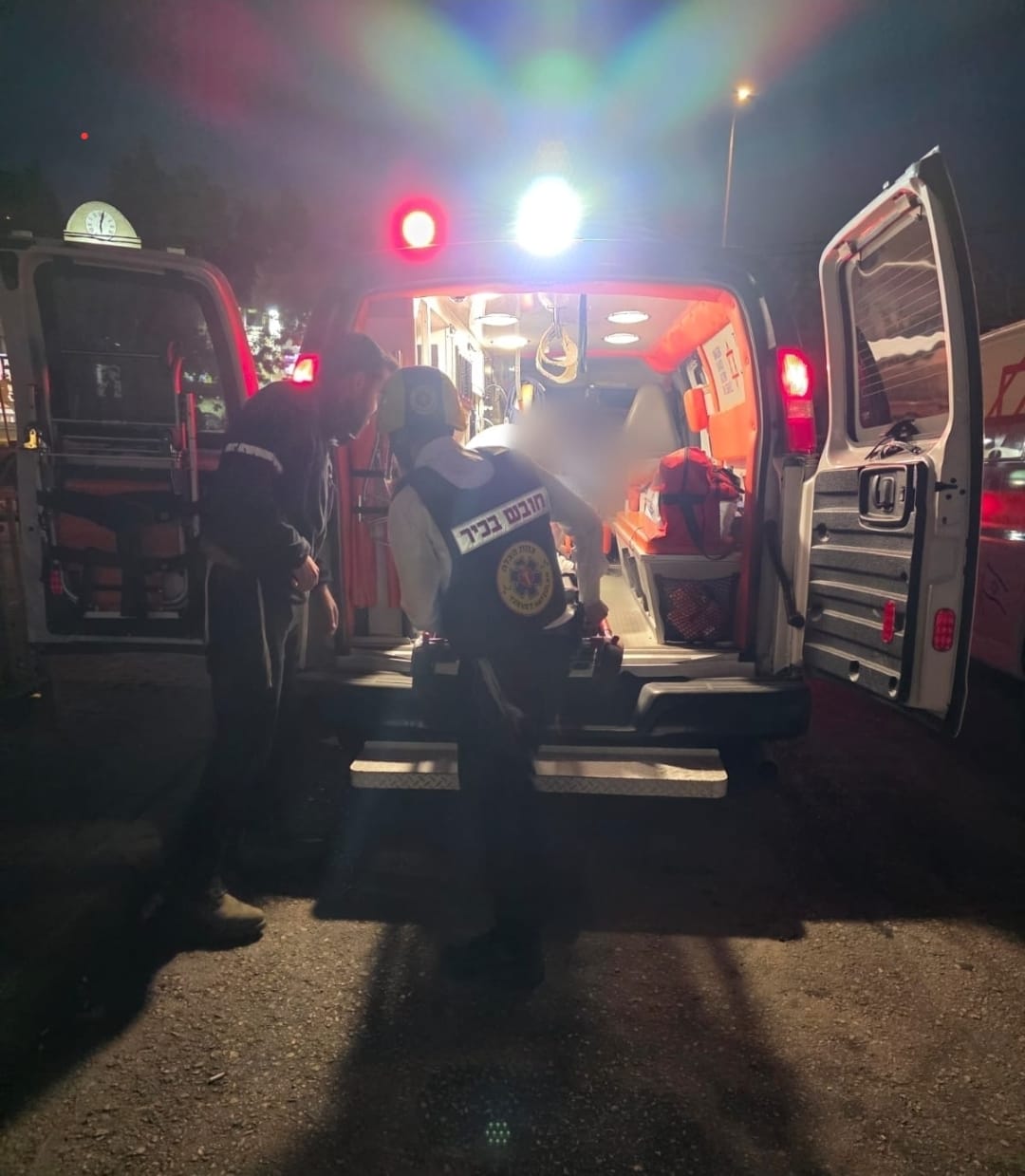 פינוי הפצועים | צוות הצלה