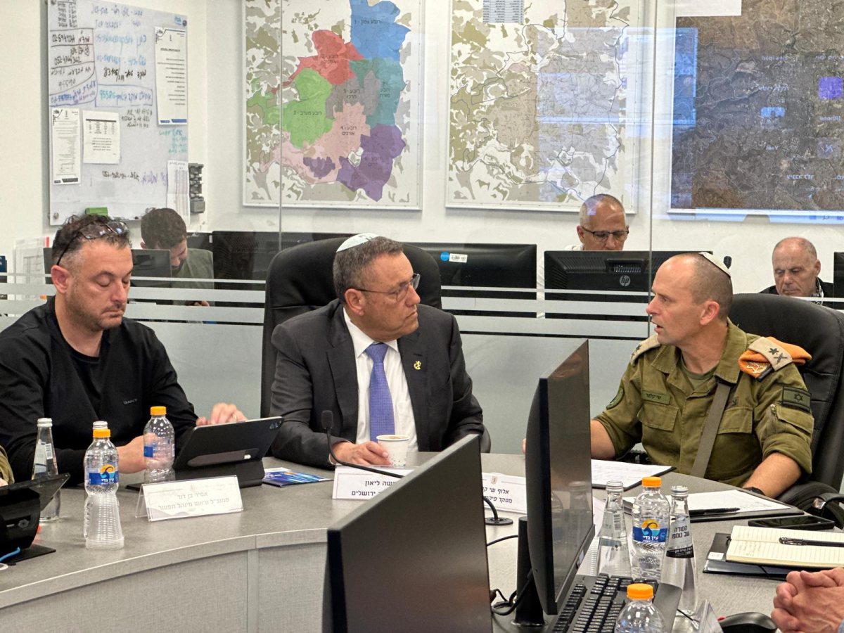 אלוף פיקוד העורף בחמ"ל העירוני | ארנון בוסאני