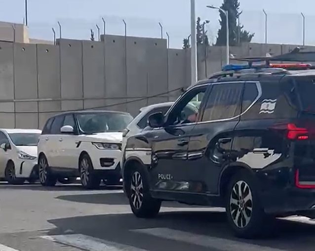 המשטרה בקבר רחל | אייל עטיה