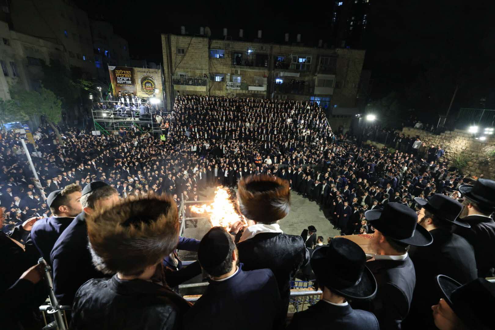 ההדלקה של אורייתא. אלי קובין