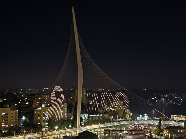 גשר המיתרים. צילום: ארנון בוסאני