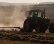 חקלאי ממושב במועצה אזורית באר טוביה  נפגע ממוט ריסוס ותובע מאות אלפי שקלים