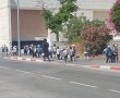 הילדים שרו, עוברי האורח התרגשו