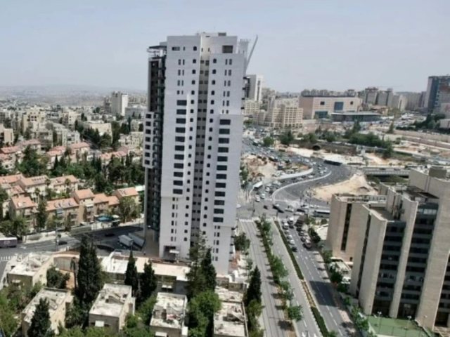 המגדל ברובע 1