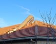 שבר טיל על בית במבוא ביתר. צילום: דוברות המשטרה