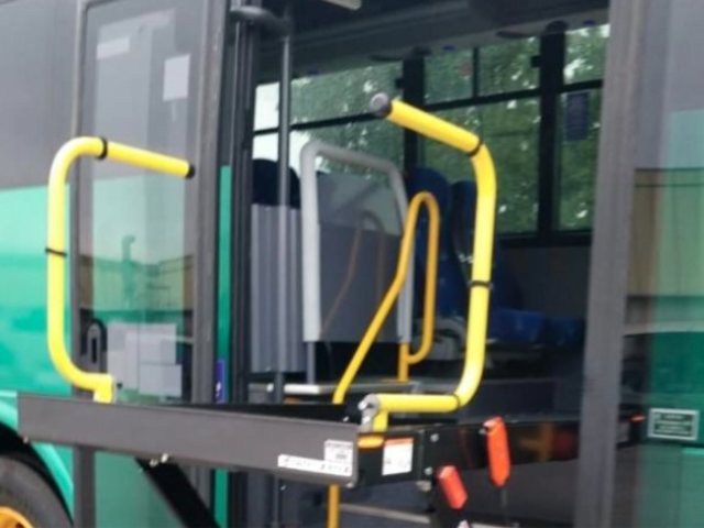 אוטובוס בין-עירוני מונגש. צילום: משרד התחבורה