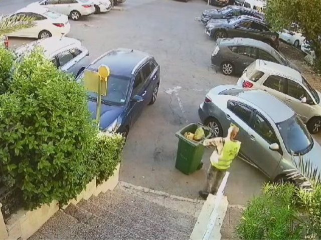 השחתת רכב בשכונת מעלות דפנה
