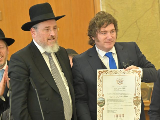 תעודת ההוקרה | הפקה - גדי ויטמן / צילום- אריאל רבינסקי 