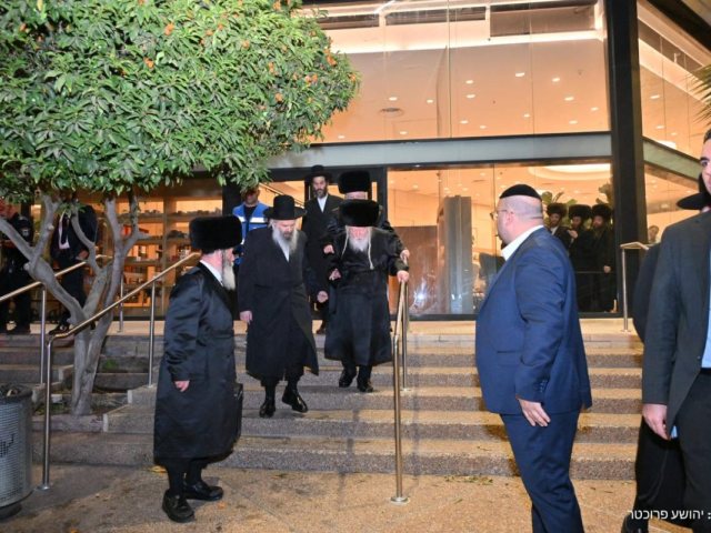האדמור מגור בנתבג. יהושע פרוכטר
