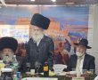 "הכרת הטוב": בנו מאשדוד של הרבי מגור בסוכת יו"ר המועצה הדתית (גלריה)