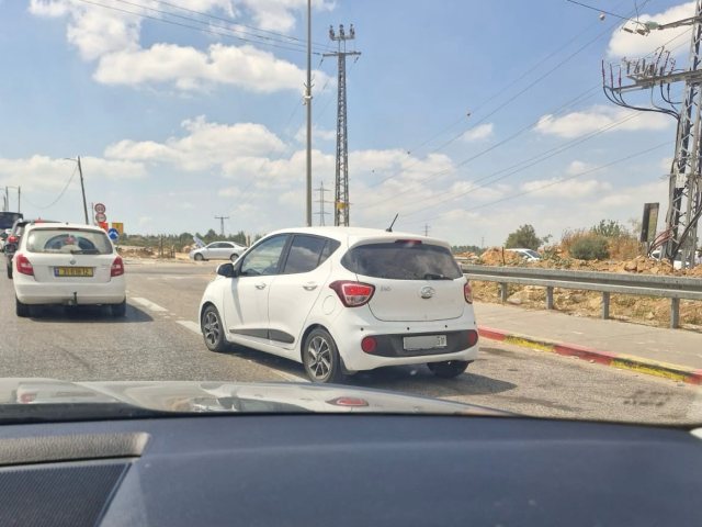 הרכב הנחשד כחוטף | דוברות המשטרה