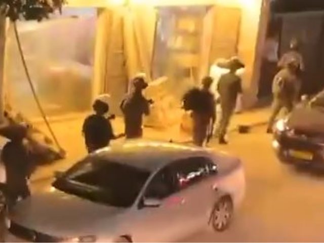כוחות מג"ב פושטים על ענאתא. פרסום לפי סעיף 27א לחוק זכויות יוצרים
