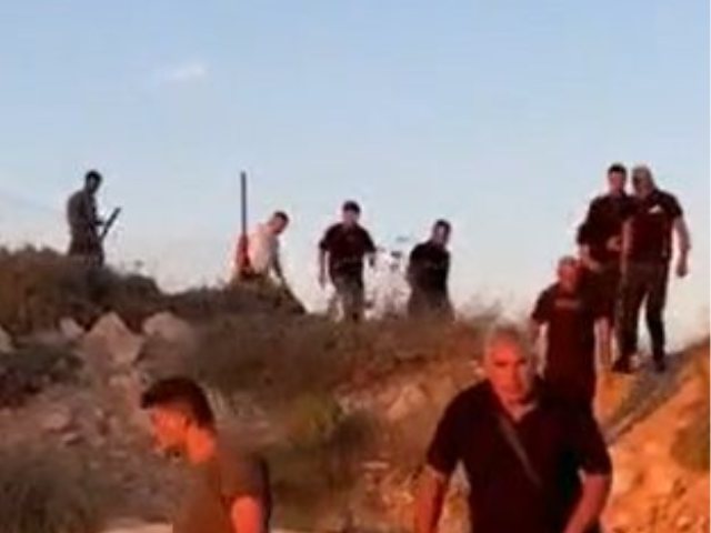 המסתננים מסתננים | גבעת זאב אונליין