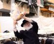 הראשון לציון יוצא חוצץ: "כפרות על תרנגול? צער בעלי חיים מדאורייתא"