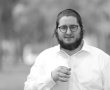 למען משפחות ירושלים: היועץ הכלכלי שהפך לכתובת למשפחות במצוקה
