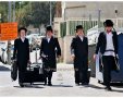 מסיימים את בין הזמנים. יהושע פרוכטר