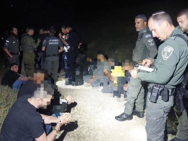 תפיסת שב"חים באזור ירושלים. צילום ארכיון: דוברות המשטרה