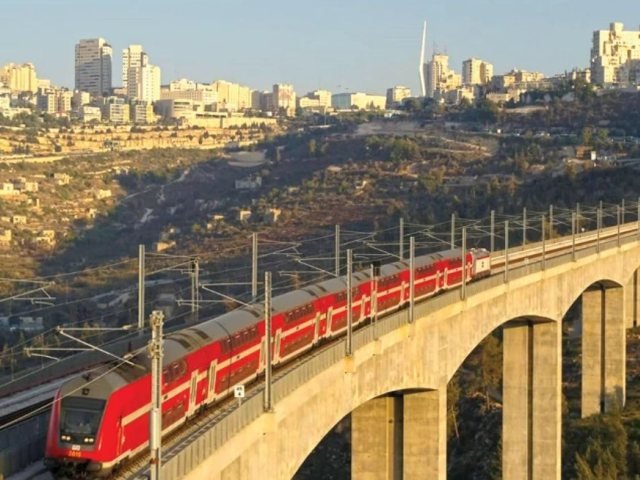 רכבת ירושלים תל אביב (צילום: רכבת ישראל)
