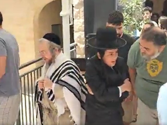 הקרב על בית הקפה | שימוש לפי סעיף 27א