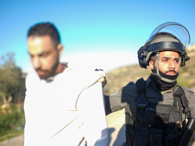 הלוחם והעצור שפצע בעבר | דוברות המשטרה