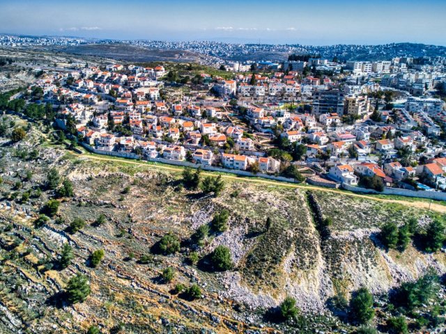 שכונת רמות. צילום: Hagai Agmon-Snir via Wikipedia