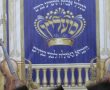 שורה של אדמו"רים בשמחת ה'שבע ברכות' בביהמ"ד מעליץ