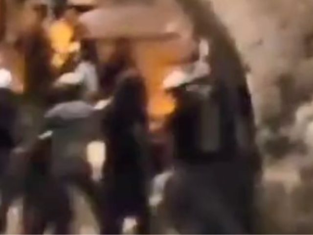 תקיפת הערבים בעיר העתיקה. פרסום לפי סעיף 27א לחוק זכויות יוצרים