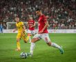 כמו שכתוב בספר: ב"ש ניצחה בתום משחק מותח 1:0 את מכבי תל אביב