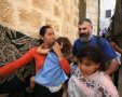 חילוץ אשה יהודיה מהרובע המוסלמי בירושלים. יד לאחים
