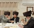כן נזכה לעשותו: נעילת החג ו'סעודת בעש"ט' בחצר שאץ