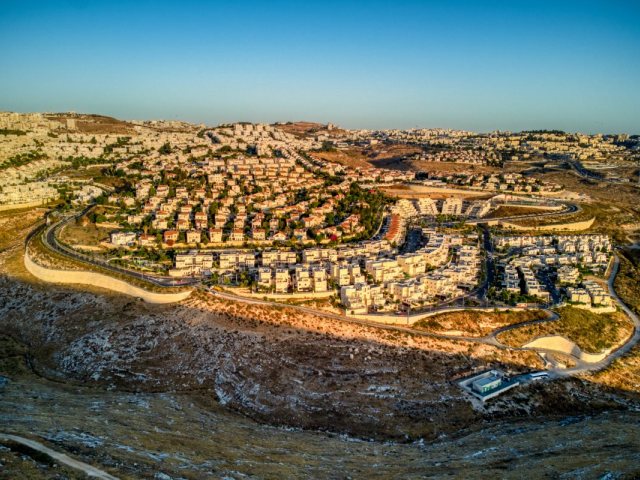 פסגת זאב. צילום: Hagai Agmon-Snir via Wikipedia