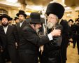 הכנסת ספר תורה קרית צאנז. אלחנן קוטלר