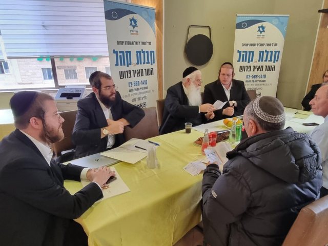 השר פרוש במפגשי קבלת קהל במללונות המפונים בירושלים
