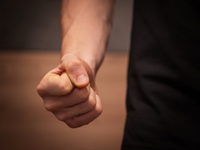 ניסיון לינץ' באברך | אילוסטרציה shutterstock