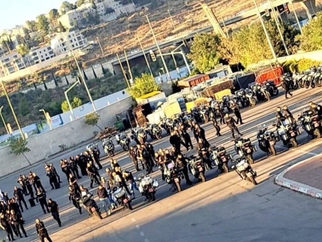 השוטרים מתארגנים ליציאה מטדי | שימוש לפי סעיף 27א