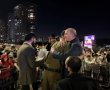 "אור קטן לגרש הרבה מן החושך": אלף תושבי אשדוד במצעד זיכרון לחללי המלחמה